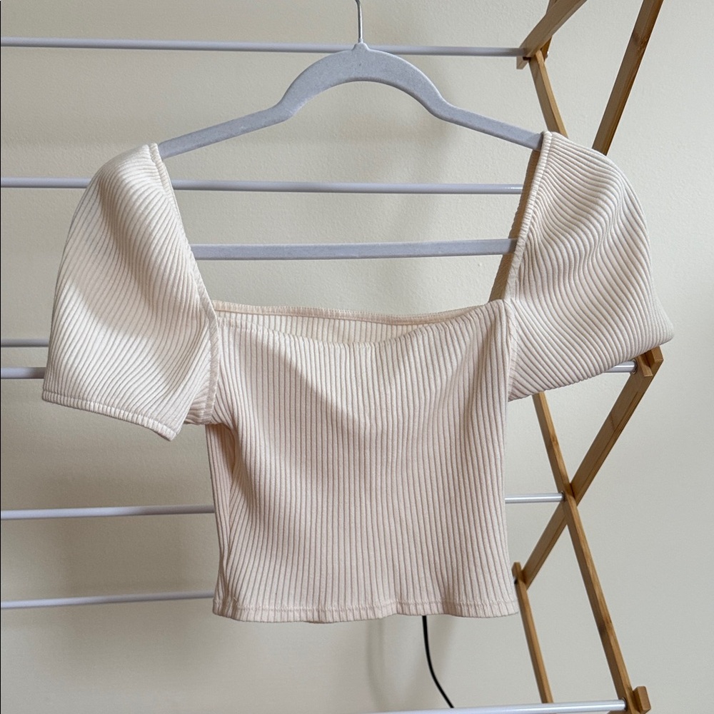 H&M Cream Ribbed Crop Top - Picture 3 of 3